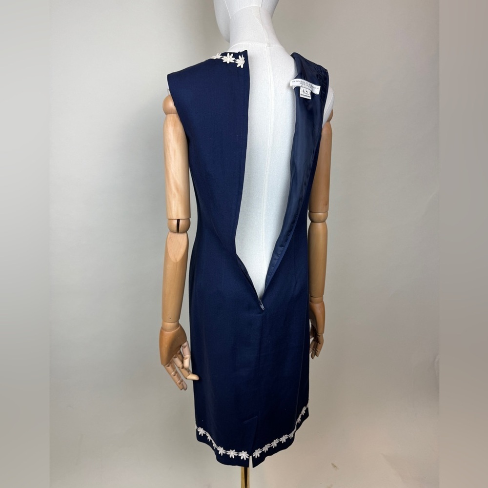 Vintage Navy Blue Linen Shift Dress With Floral Trim - Picture 8 of 10